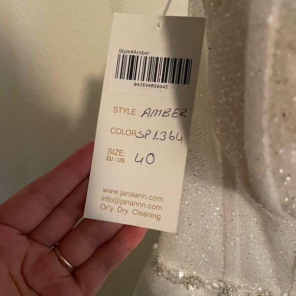 Jana Ann Couture Dress “Amber” - Picture 4 of 6